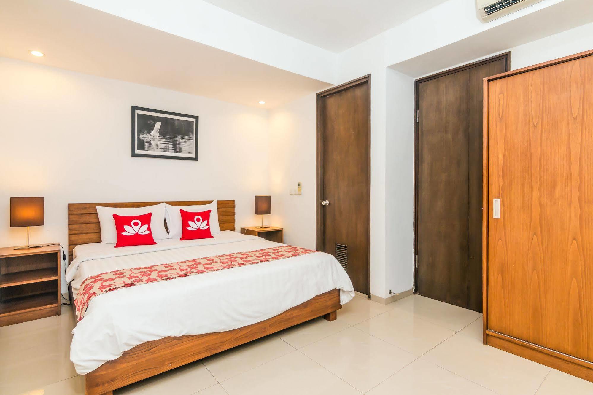 קוטה לומבוק Zen Rooms Dewi Ratih Seminyak מראה חיצוני תמונה